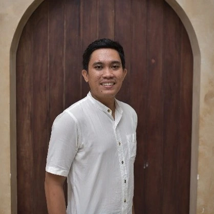 I NYOMAN YOGA PARAWANGSA